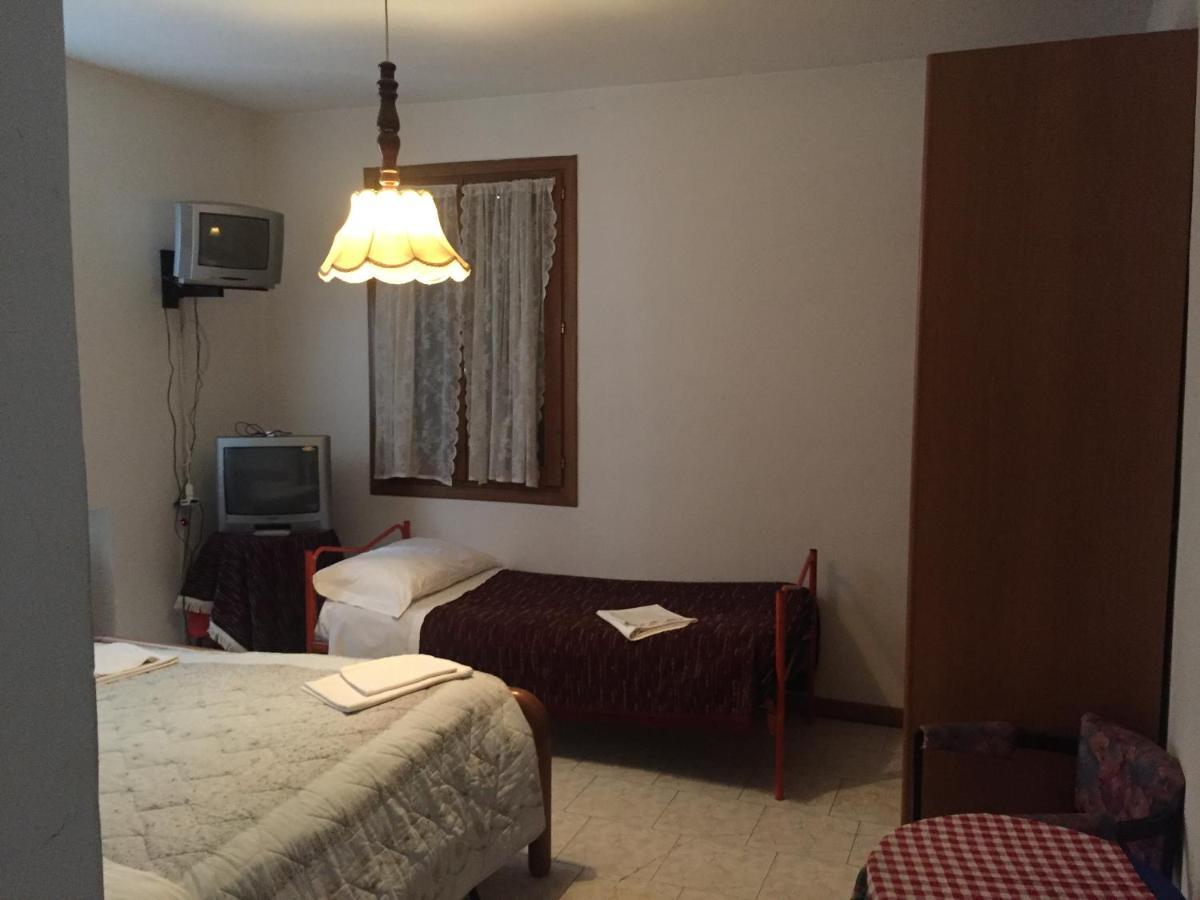 Locanda Del Sole Montese Kültér fotó