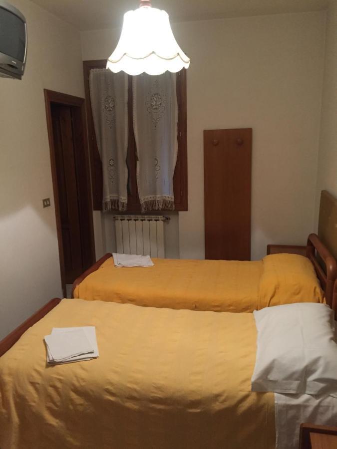 Locanda Del Sole Montese Kültér fotó
